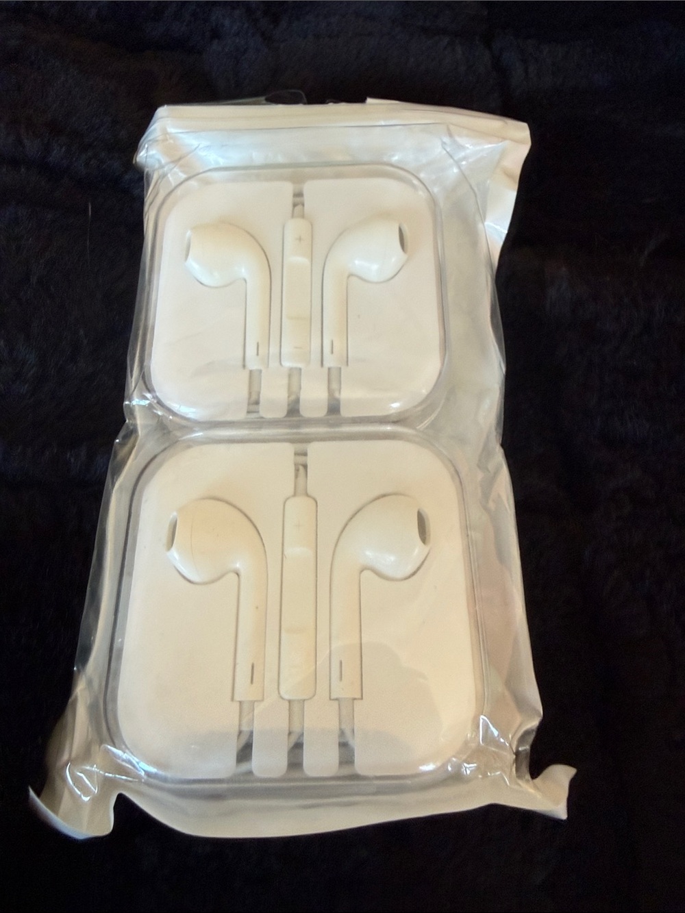 Wired Earbud Headphones - White 2 pack